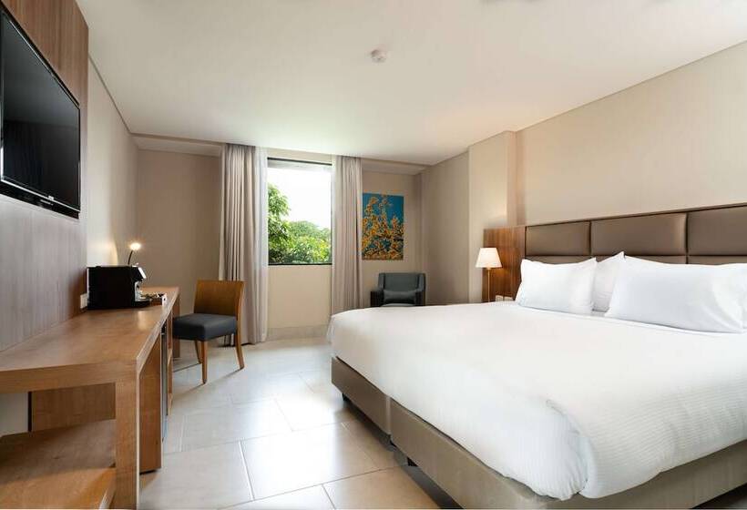 هتل Hilton Garden Inn Cali Ciudad Jardin