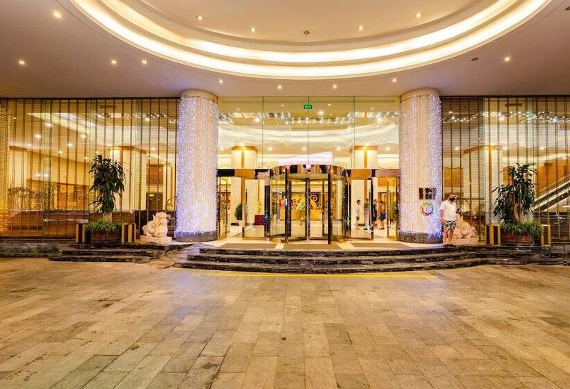 ホテル Muong Thanh Luxury Quang Ninh