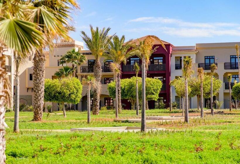 Отель Oasis Saidia Palace & Blue Pearl