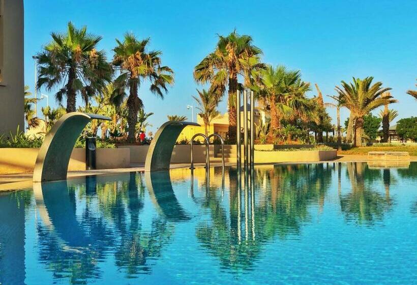 Отель Oasis Saidia Palace & Blue Pearl