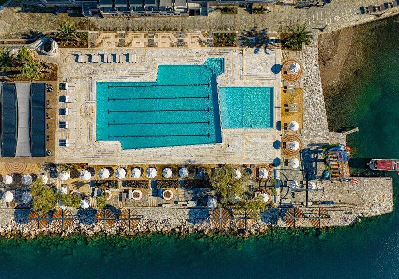 هتل Ramada Loutraki Poseidon Resort