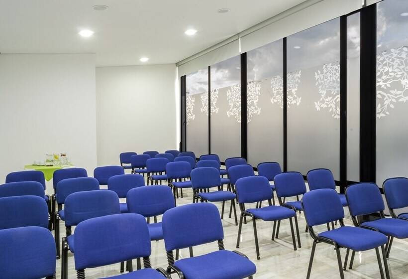 هتل Regency Boutique La Feria