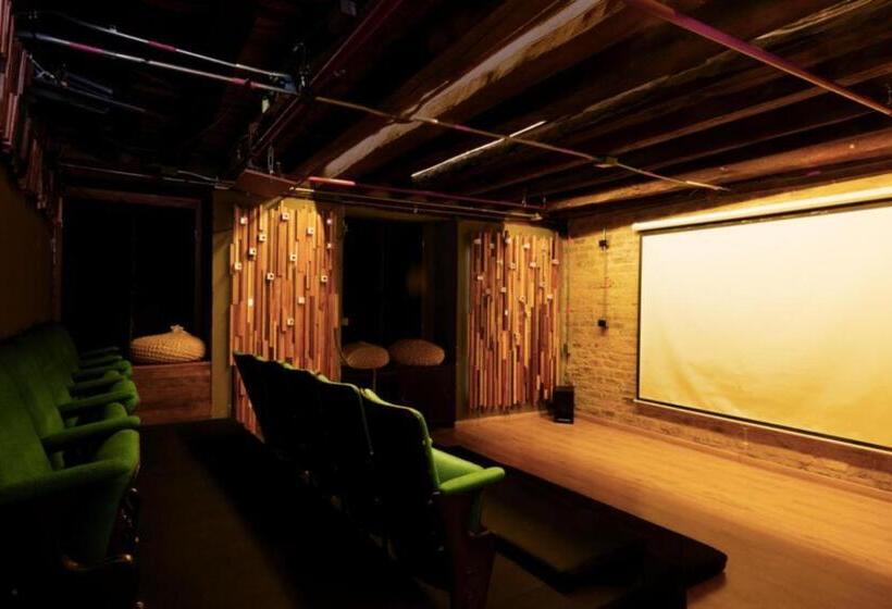 酒店 Socialtel Candelaria Bogotá   Formerly Selina La Candelaria Bogotá