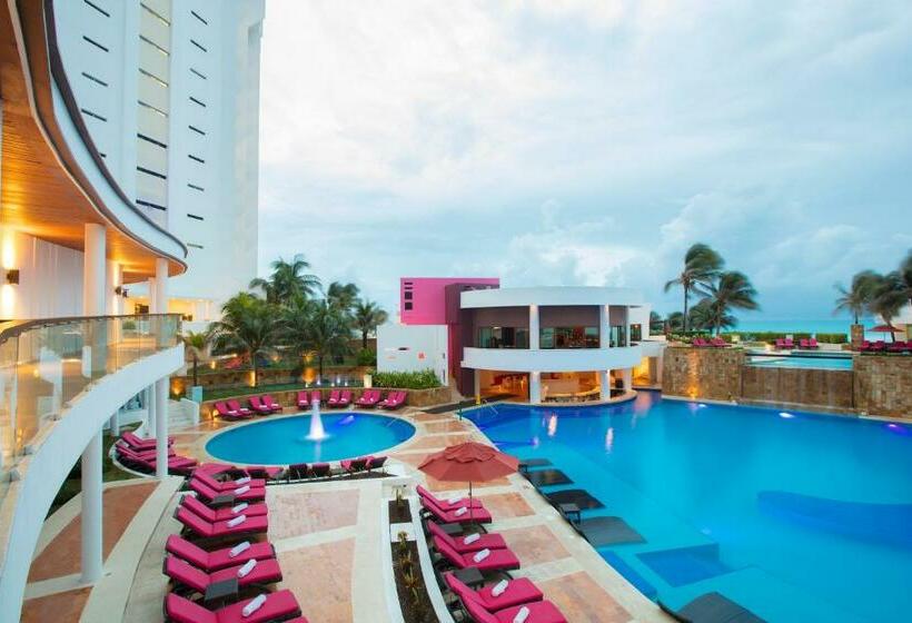 リゾートホテル Altitude at Krystal Grand Cancun - All Inclusive