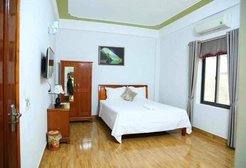 Son Tinh Hotel