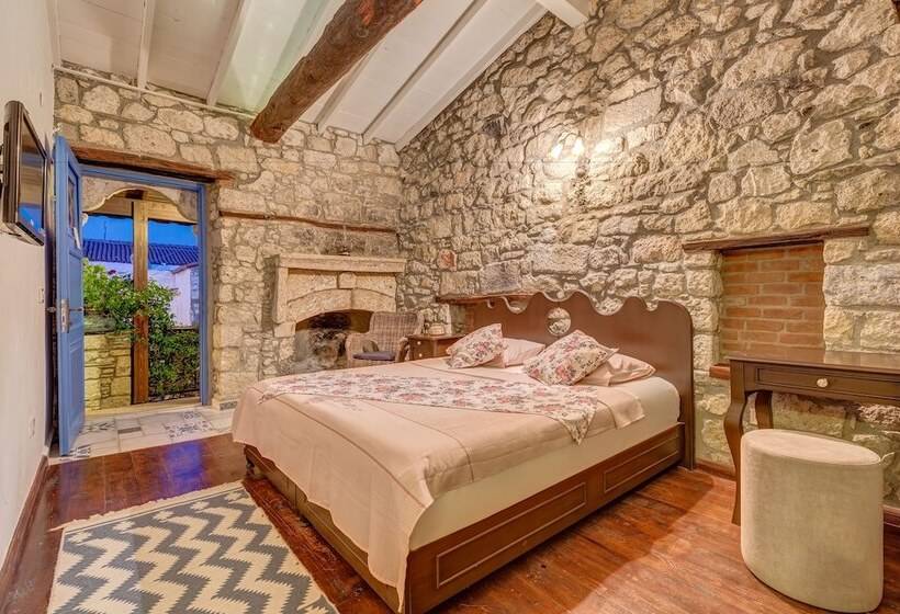 Пансион Alacati Eski Ev