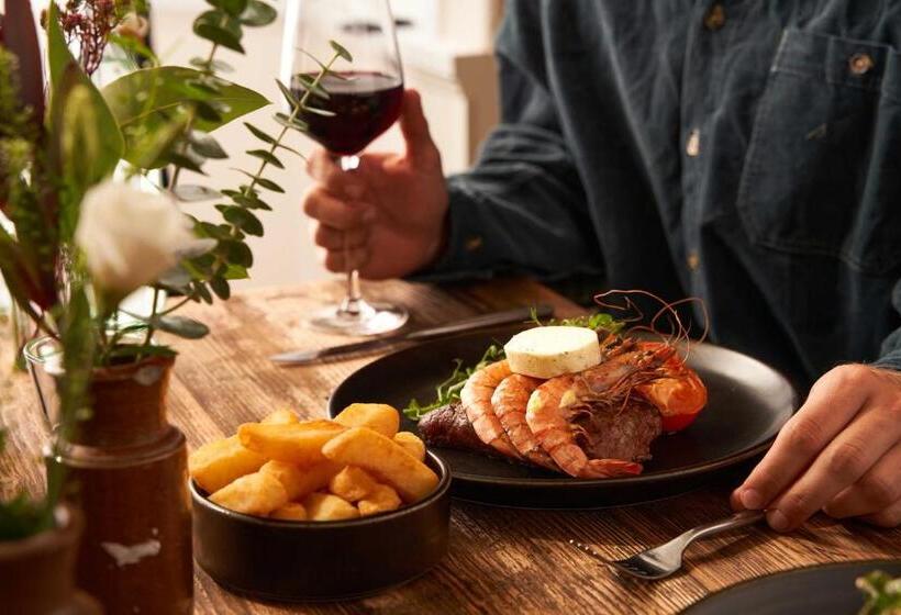 ユースホステル Hope & Anchor