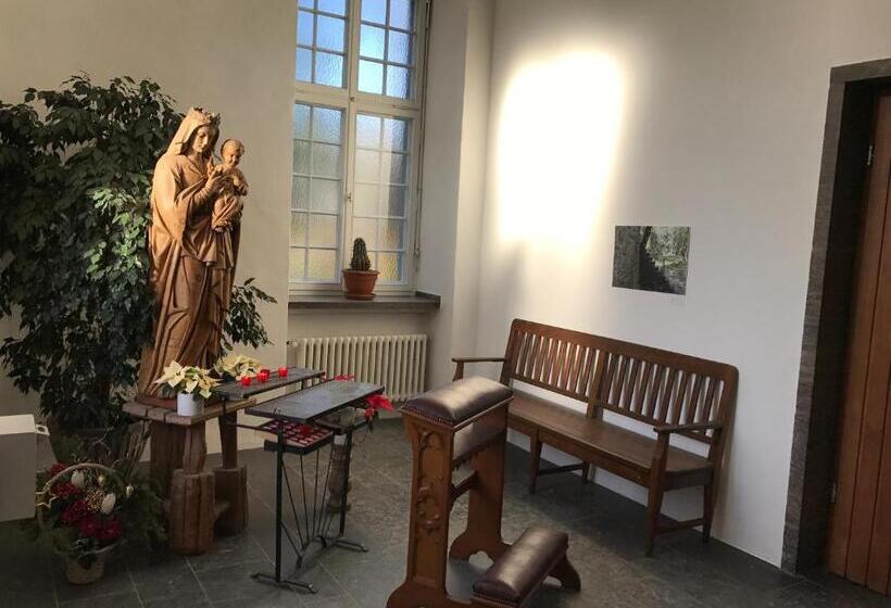 호스텔 Kloster Langwaden