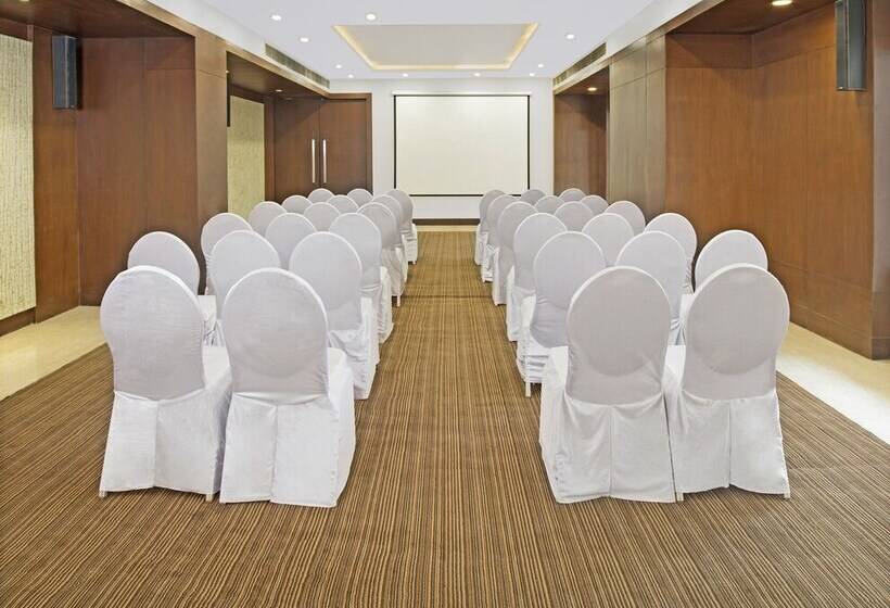 בית מלון כפרי Ginger Vadodara Rcr