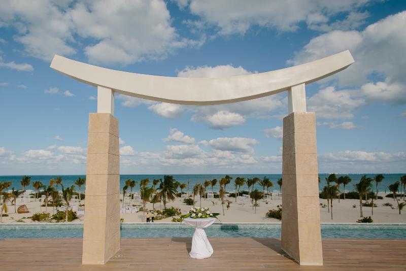 هتل Majestic Elegance Costa Mujeres  All Inclusive