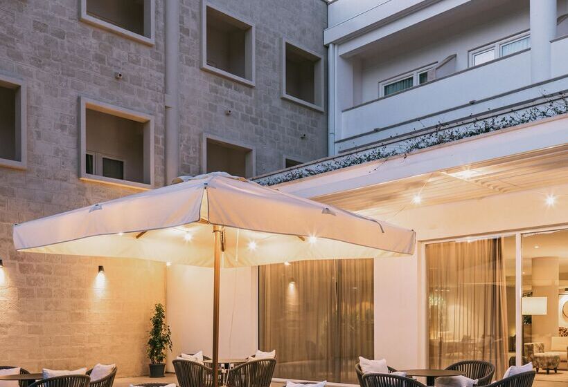 هتل Mangia S Himera Resort