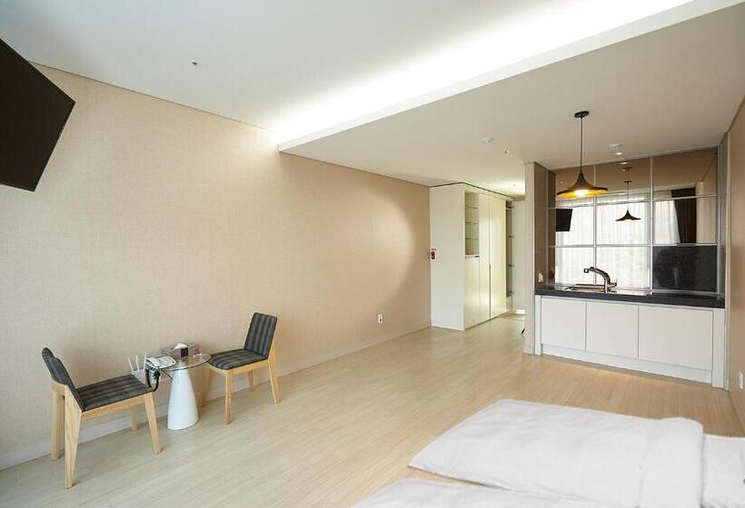 ホテル Pyeongchang The White