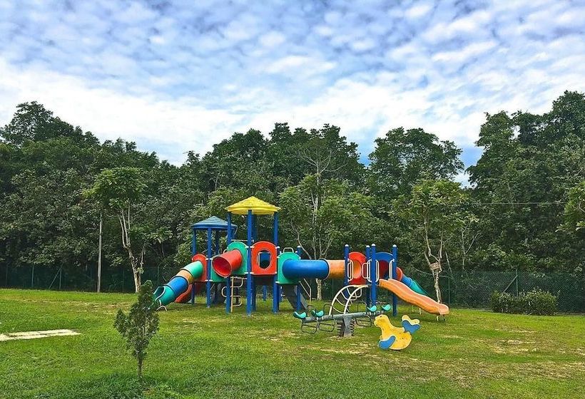 Summerbay Beach Resort Apartment