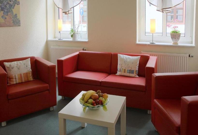 بنسيون Adler Hotel Delitzsch