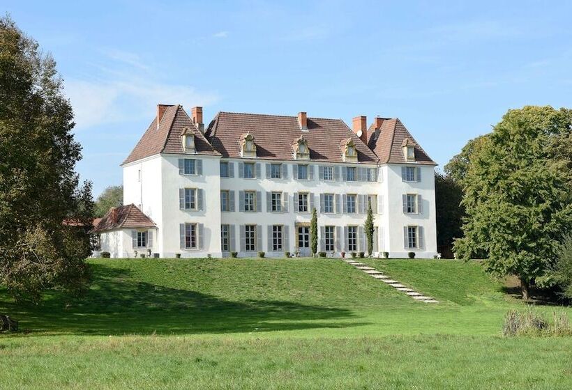 ベッドアンドブレックファースト Château De Matel