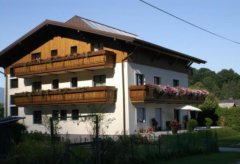 مبيت وإفطار Pension Bergfried