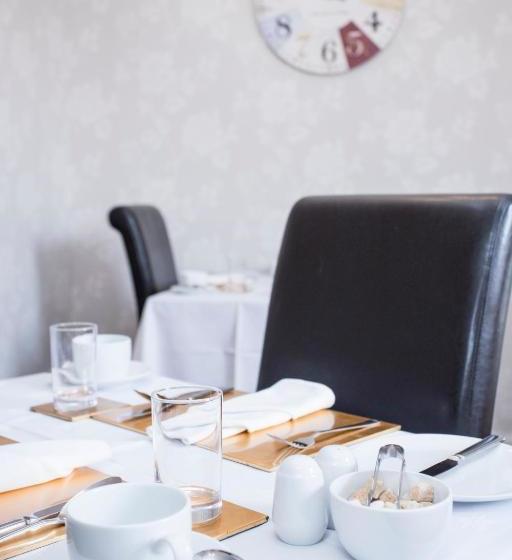 بنسيون 26 The Crescent - Guest House