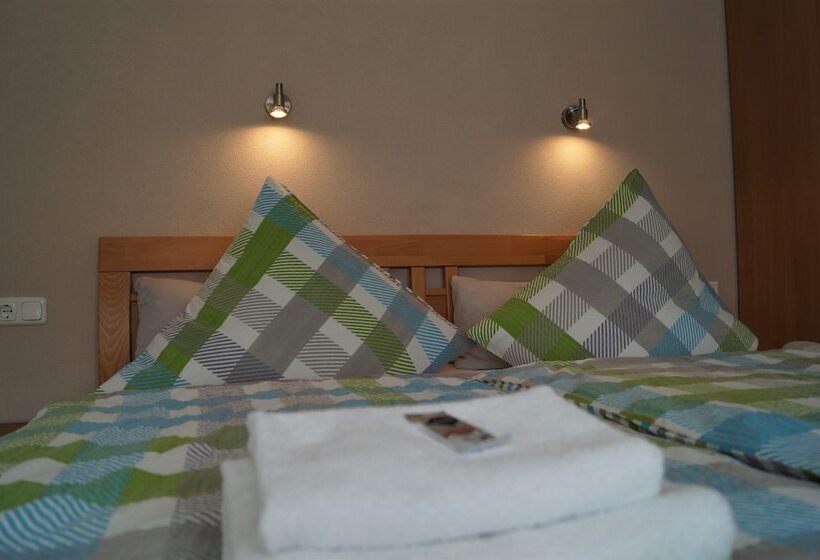 ペンション Gästehaus Panorama