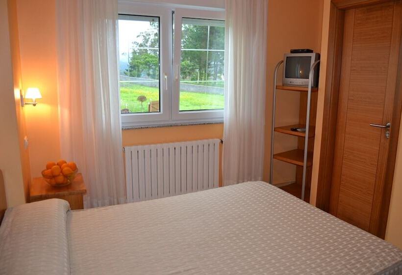 پانسیون Hostal Pereiriña