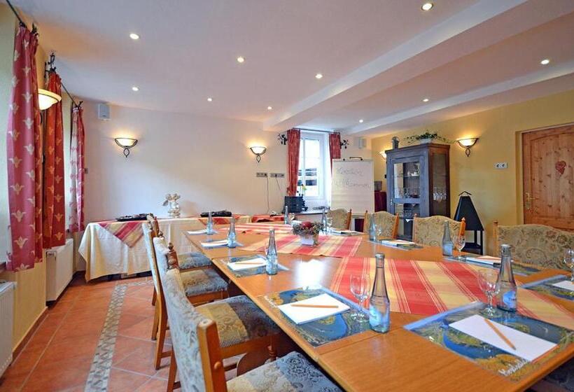 ペンション Mosel Landhaus Hotel Oster