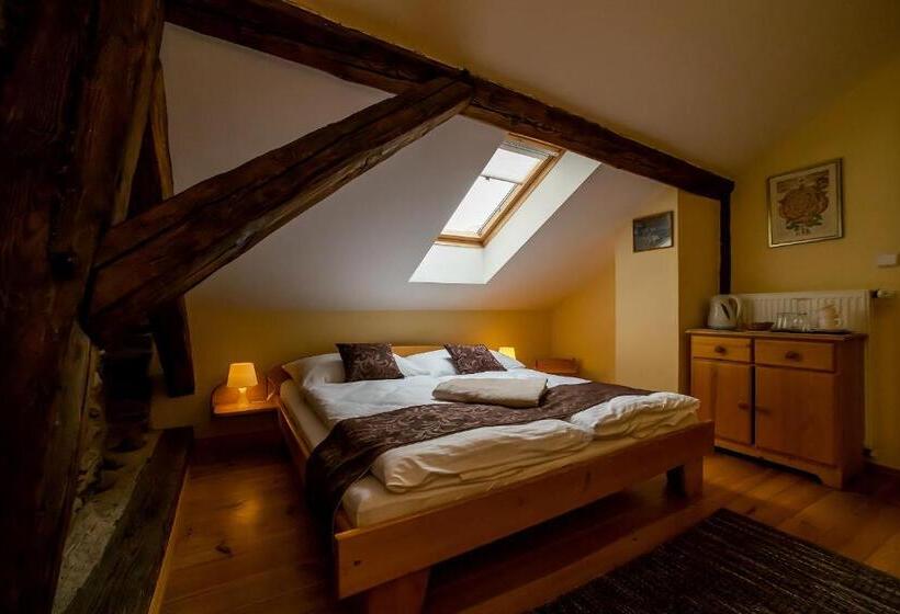 پانسیون Penzion Maštal