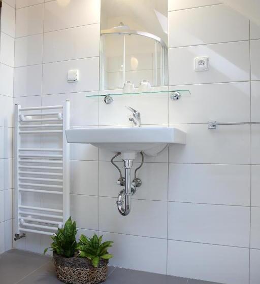 پانسیون Penzion Na 15. Poledníku