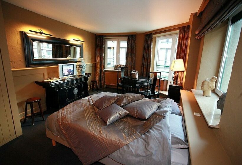 פנסיון Residentie De Laurier