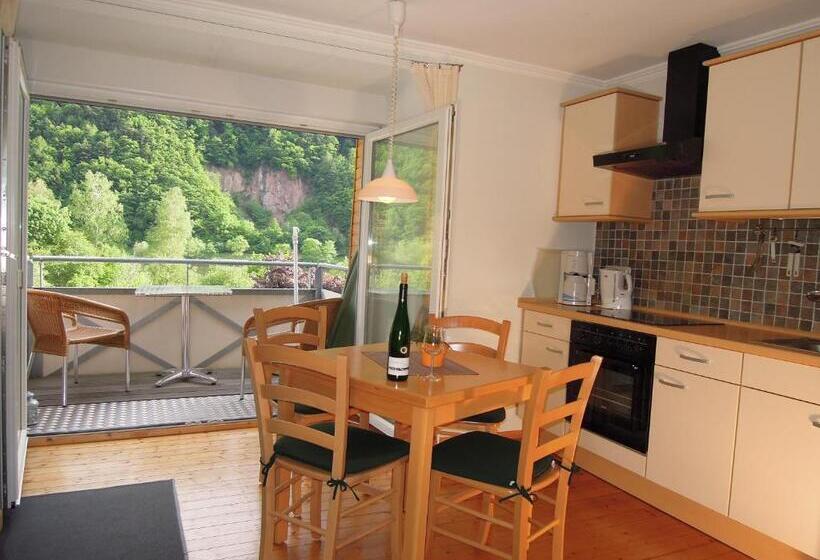 펜션 Weingut Clemens