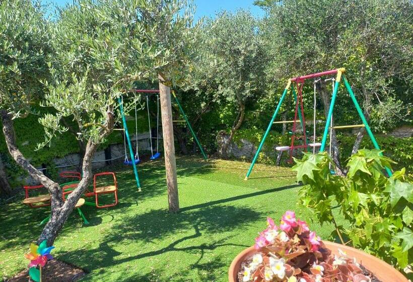 Villa Ambrosia