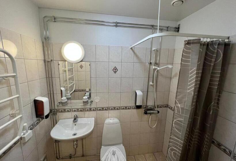 هاستل Fritza   Tidigare Hotel Fritzatorpet