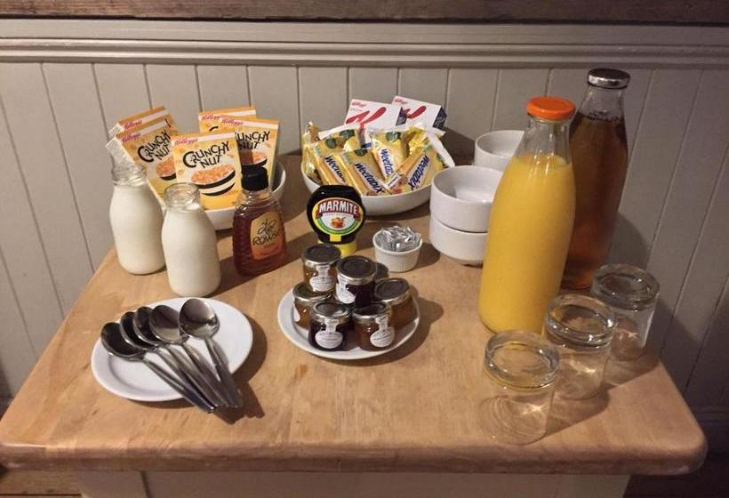 Общежитие Heidi's Grasmere Lodge