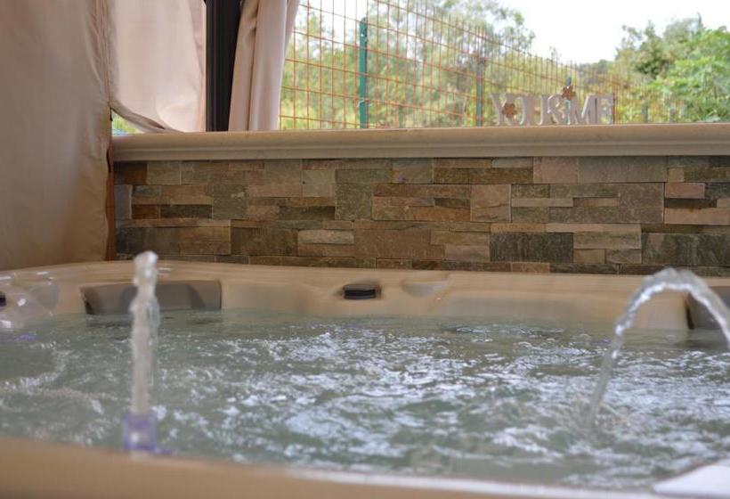 ホテル Cascina Graziosa