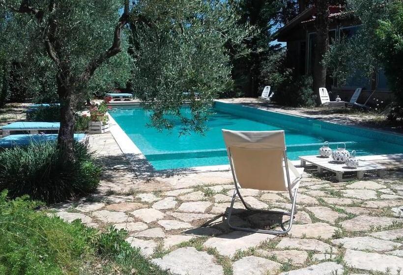 هتل Agriturismo Le Vedute