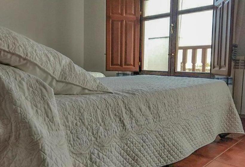 بنسيون Hostal El Cascapeñas De La Alpujarra