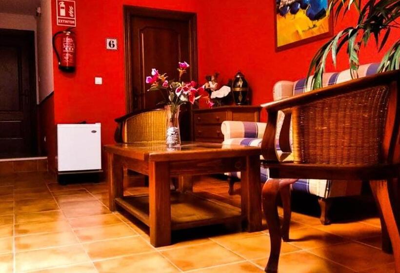 بنسيون Hostal El Cascapeñas De La Alpujarra