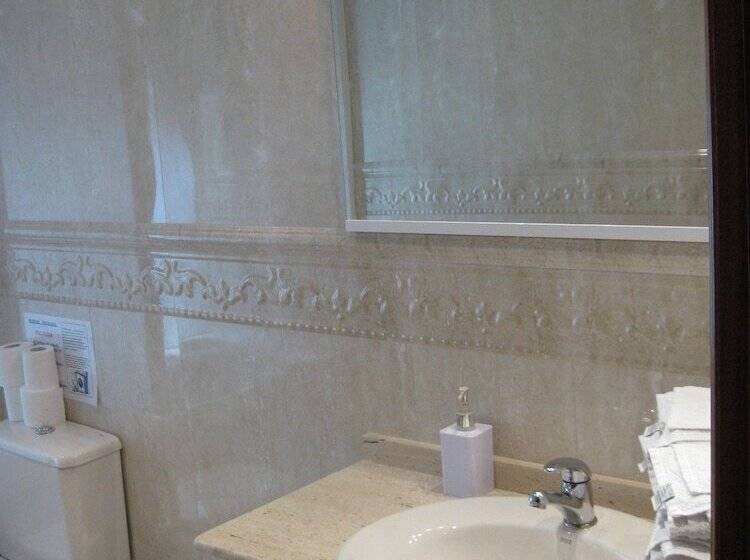 پانسیون Hostal Granada