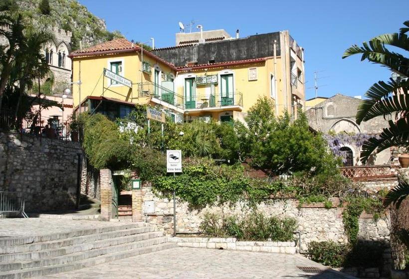 پانسیون Villa Gaia