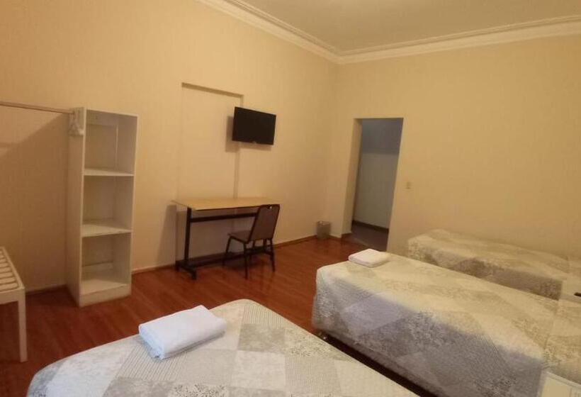 ユースホステル Los Andes Bed & Breakfast