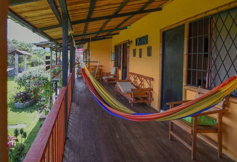 هتل Alto De Los Andaquies