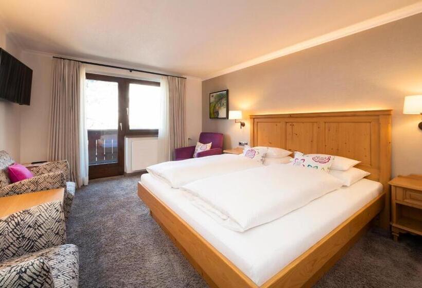 پانسیون Garni Edelweiss