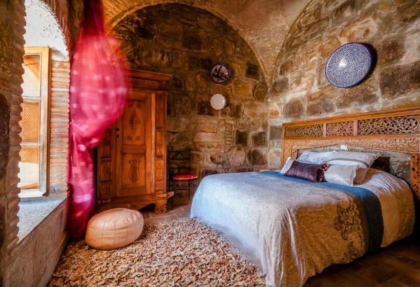 פנסיון Hostal El Asturiano