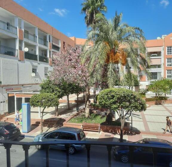 פנסיון Hostal La Colonia