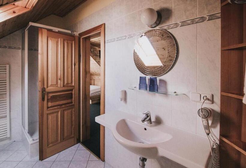 پانسیون Rodinný Resort Uko