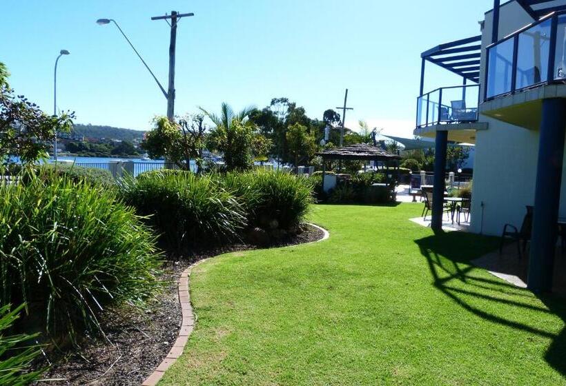 Sails Luxury Apartments Merimbula