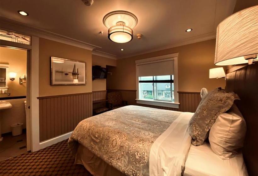 فندق صغير Salt Spring Inn
