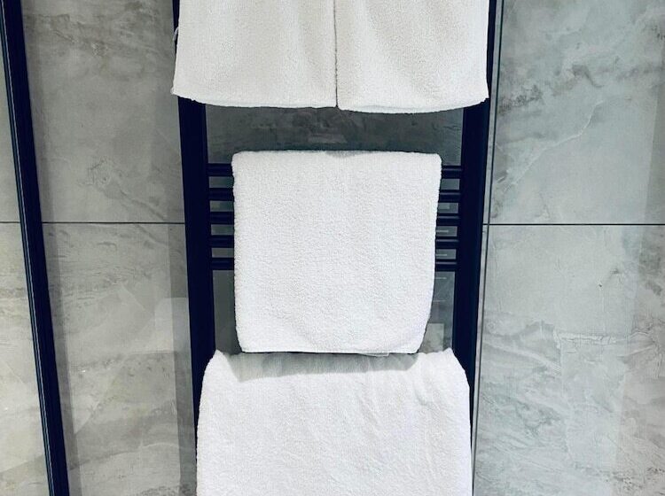 فندق صغير The Star Inn 1744