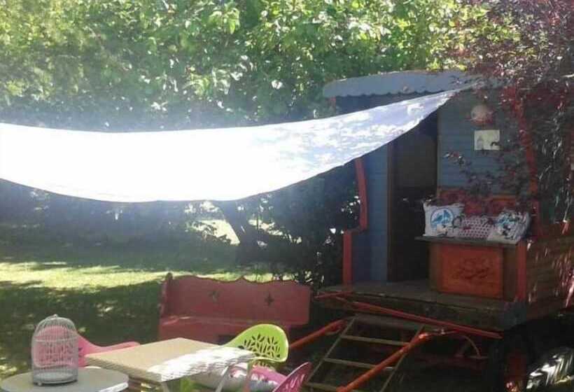 تختخواب و صبحانه Le Moulin De Sonnailles