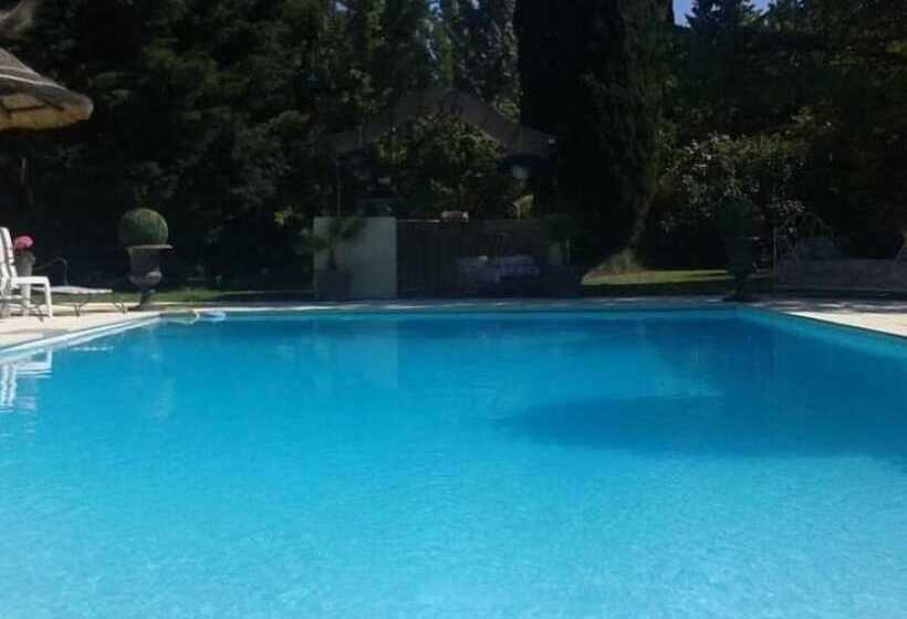 تختخواب و صبحانه Le Moulin De Sonnailles