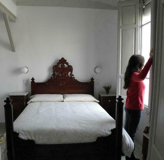 بنسيون Hostal Cal Pla
