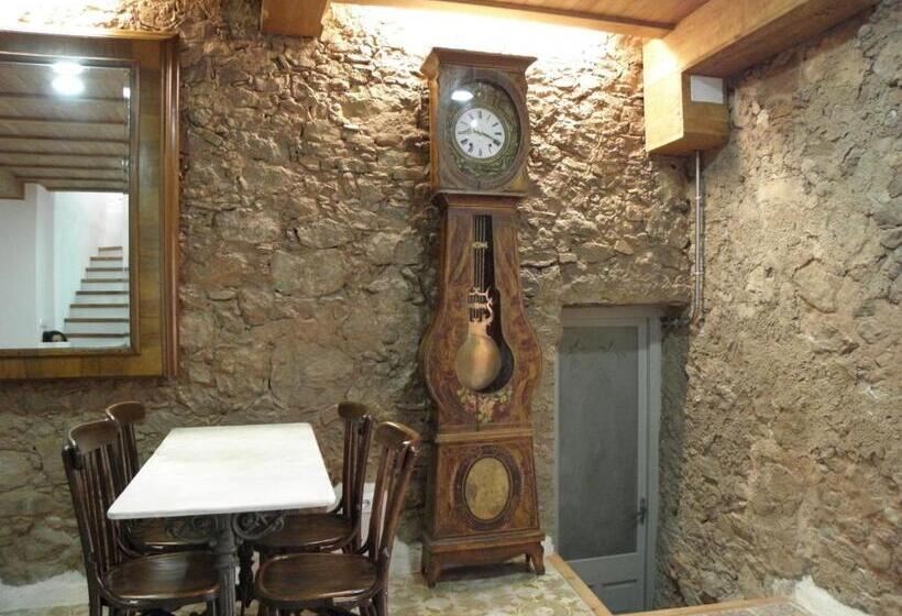 بنسيون Hostal Cal Pla
